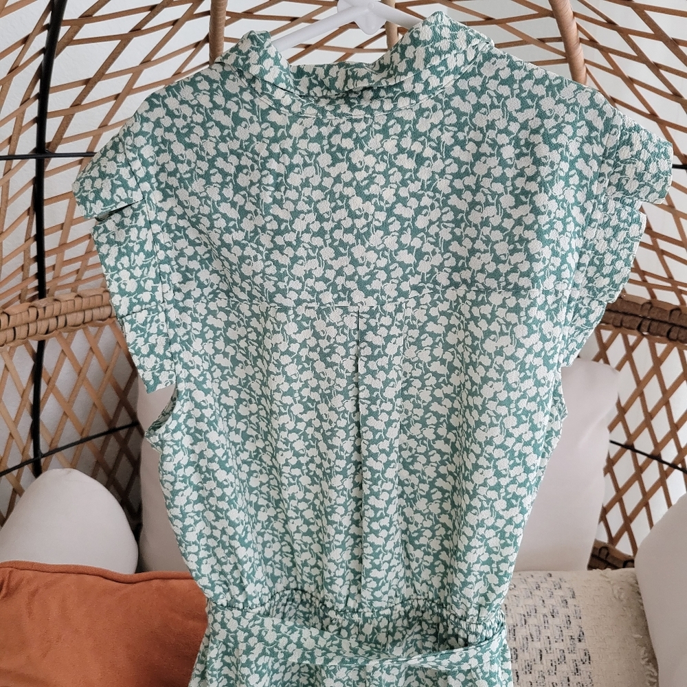 Spring dress - Picture 4 of 9